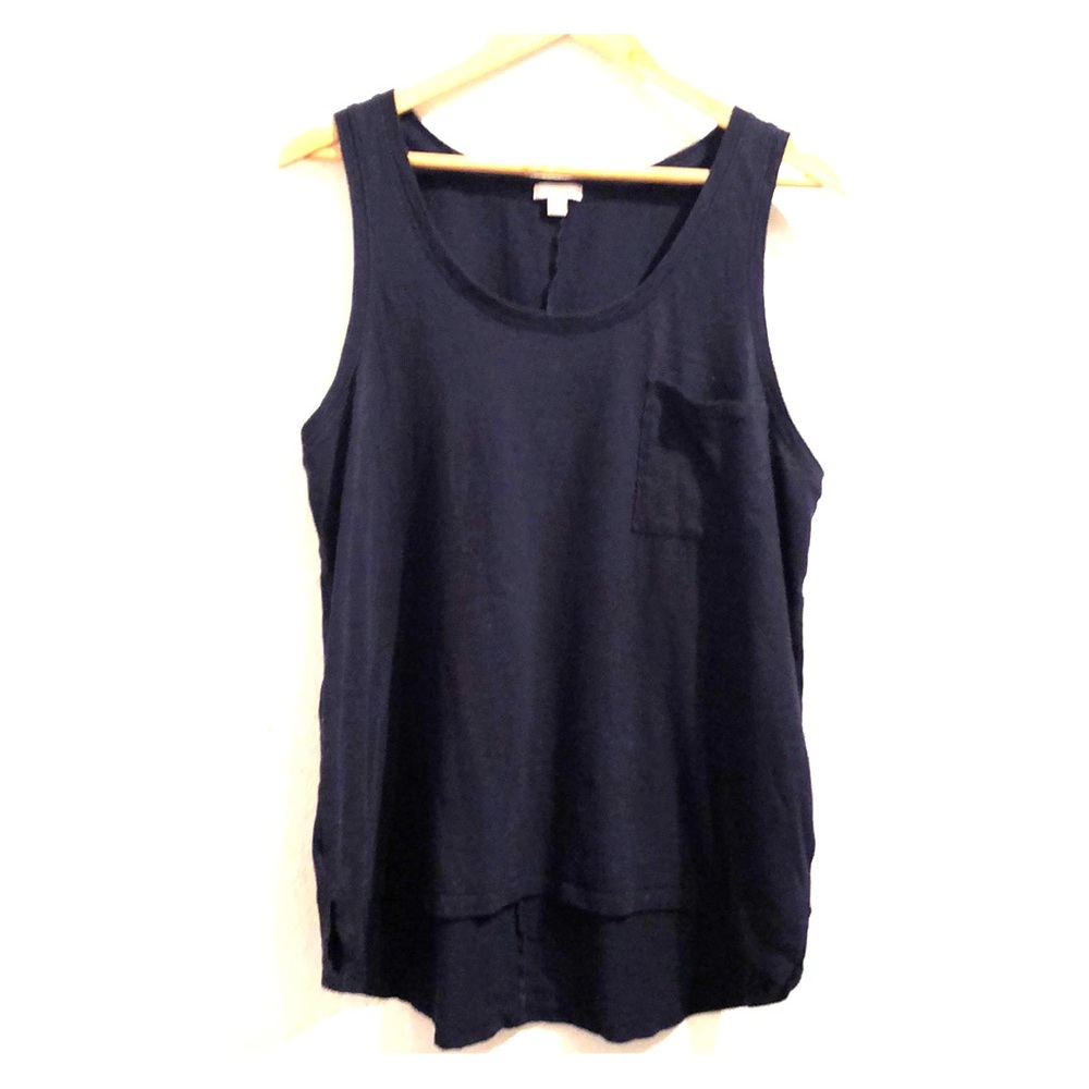 Gap navy sleeveless top